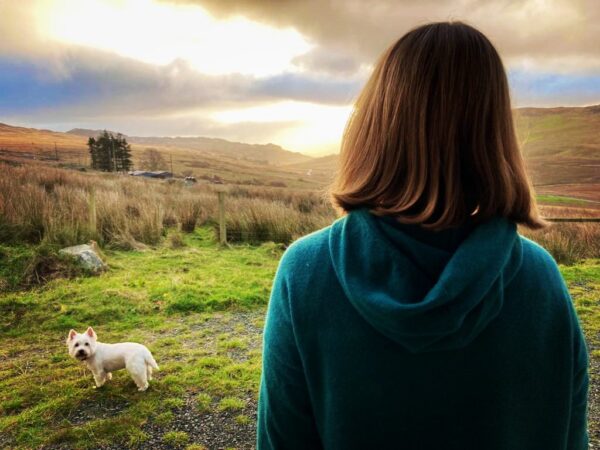 Sara Starling Voice Over Artist & Time Lord - with Posie the studio dog